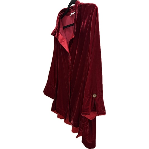 NWT John Mark Elegant Ruby Red Women's Plus Size Stretch Velvet Tunic Top - Picture 4 of 8